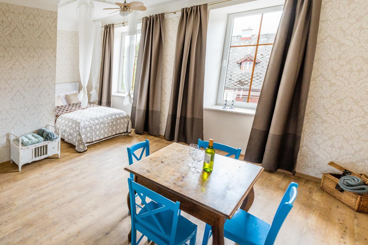 U Cmelaku Hotel Červená Voda Eksteriør billede